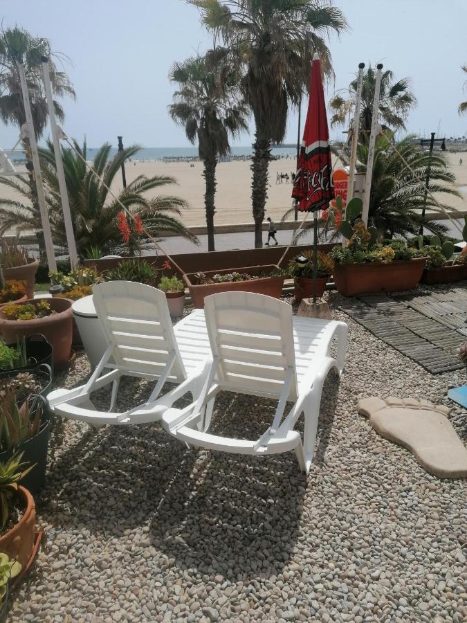 Apartamento Playa Las Arenas Valência Exterior foto